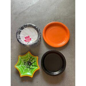 Halloween Party Tableware Paper Plates 4 Packs Orange, Black, White, Green